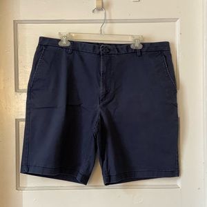 Izod Saltwater Navy Shorts Size 38